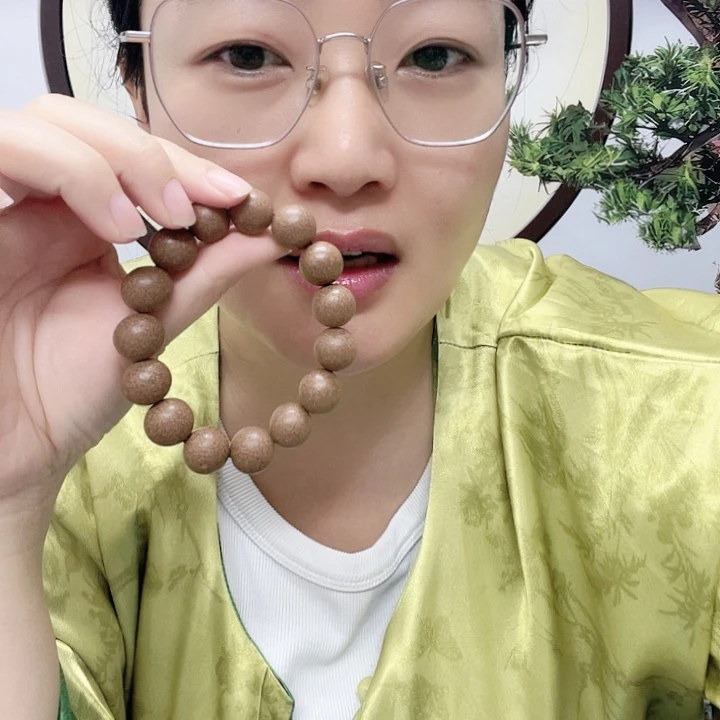 怪****?1.5鳄梨单圈微瑕