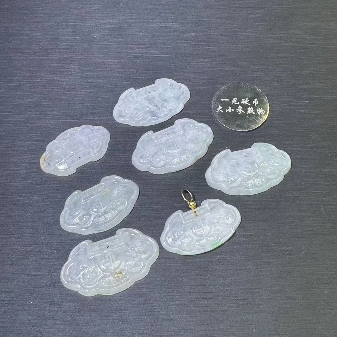 A货翡翠如意锁吊坠-配绳配扣头-多样性发其一