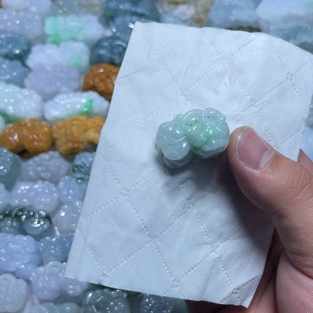 翡翠未镶嵌颈饰天然
