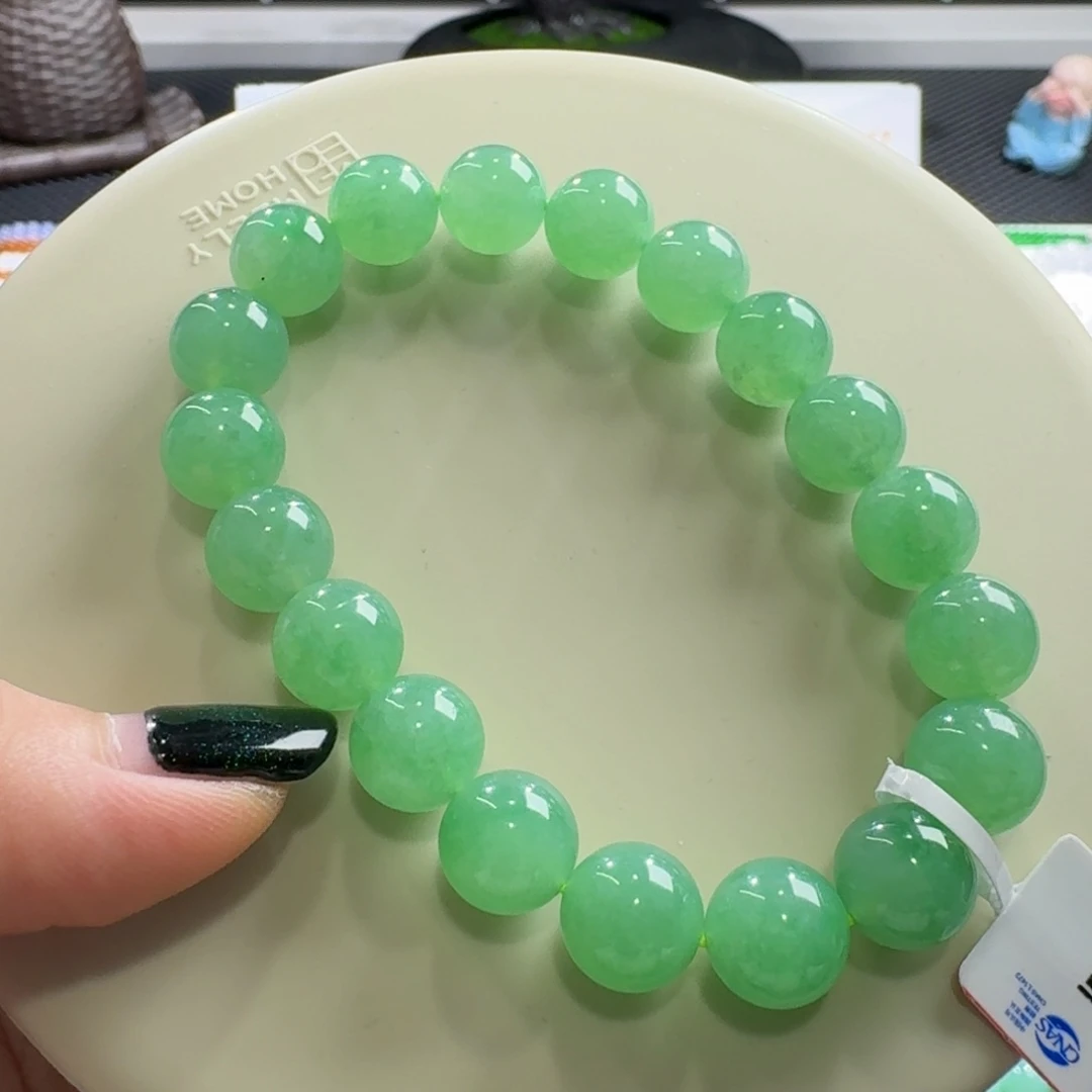 翡翠手链未镶嵌冰胶果阳绿手串卡10 强推！