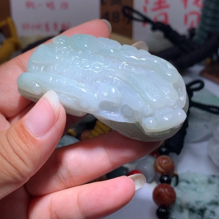 翡翠未镶嵌颈饰保真天然A货翡翠