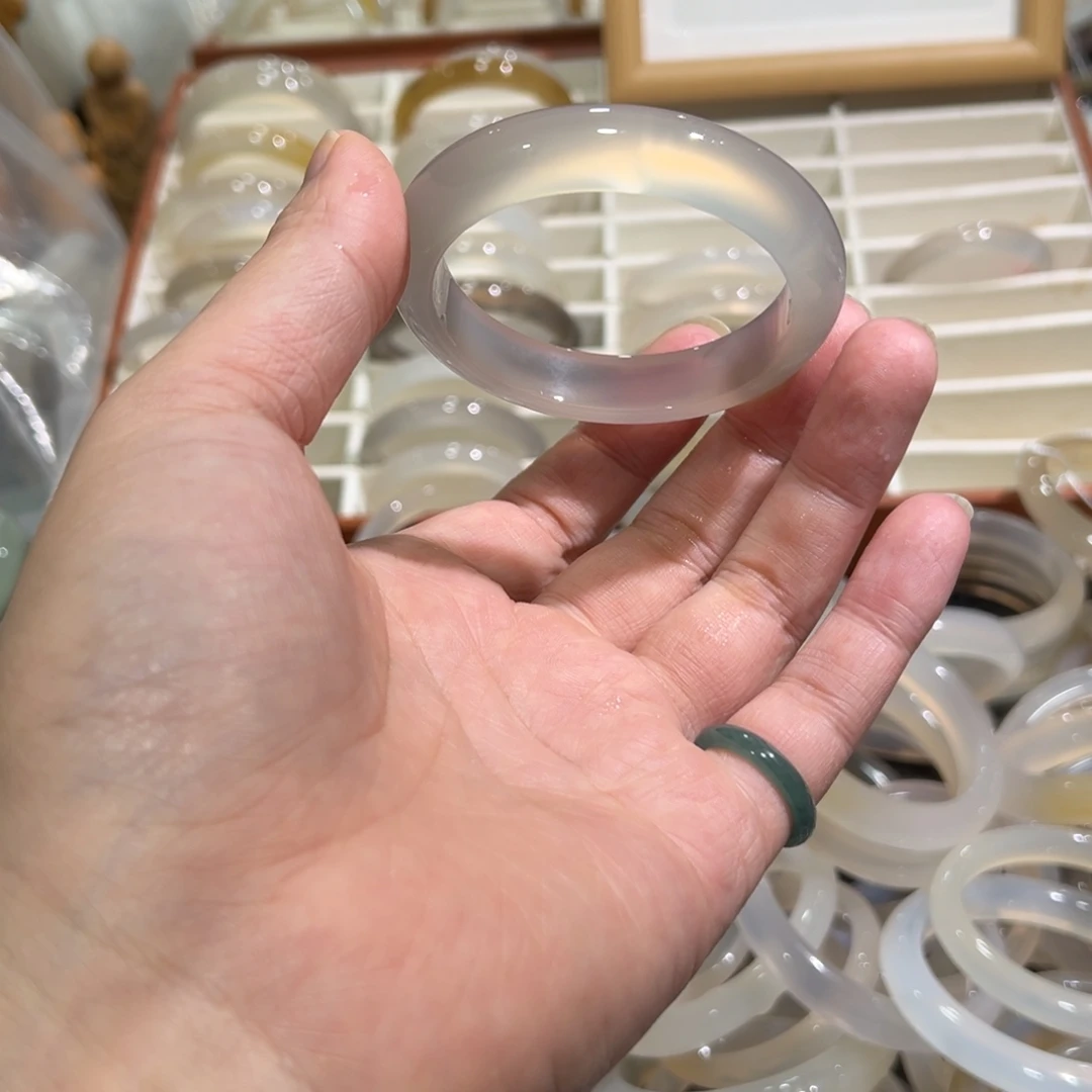 玛瑙/玉髓未镶嵌手镯5455圈有纹雾3.6