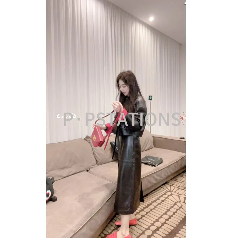 PP 2025｜路过春天 海宁真皮绵羊皮女包臀半身裙显瘦2435