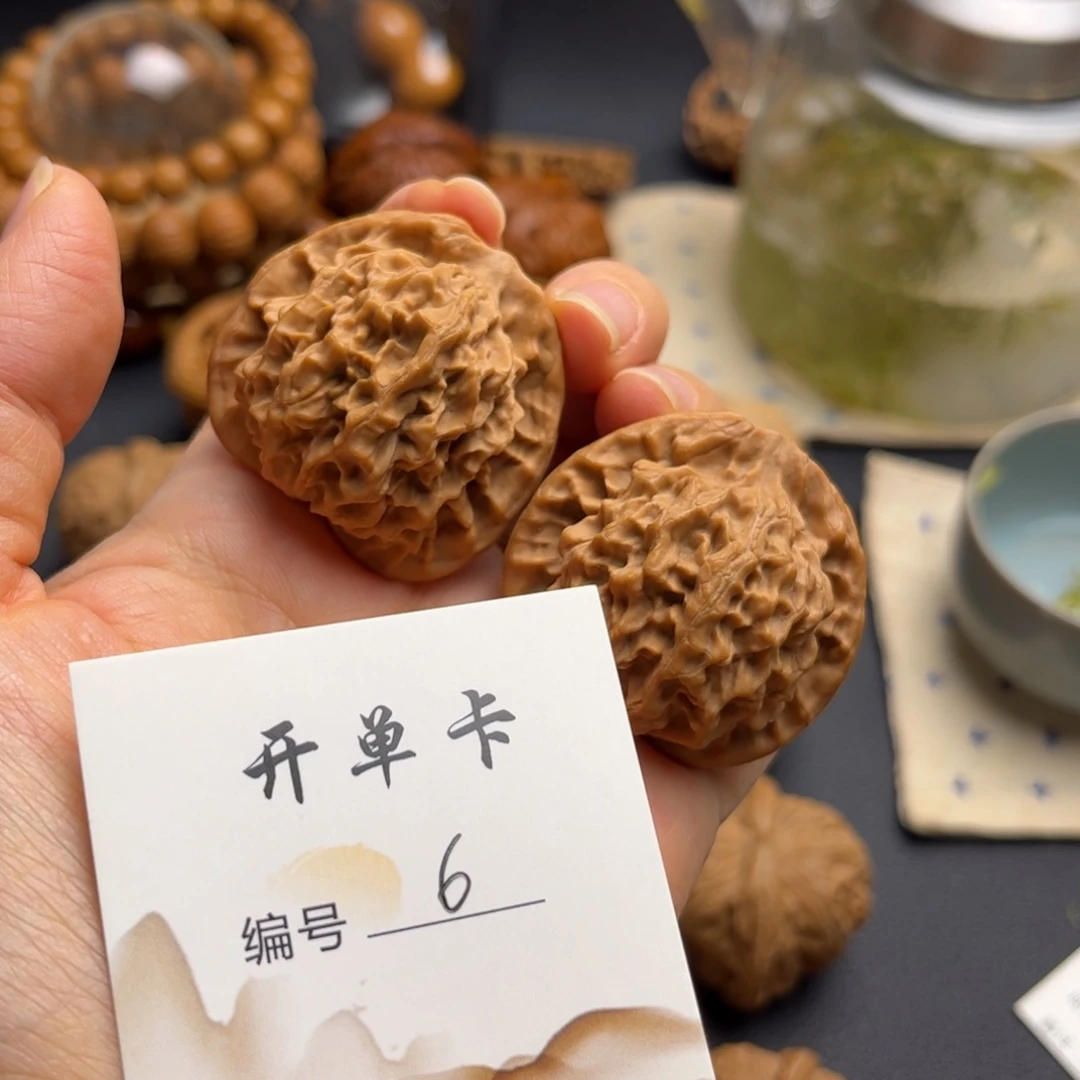 桃核把件虢*文玩核桃把玩核桃