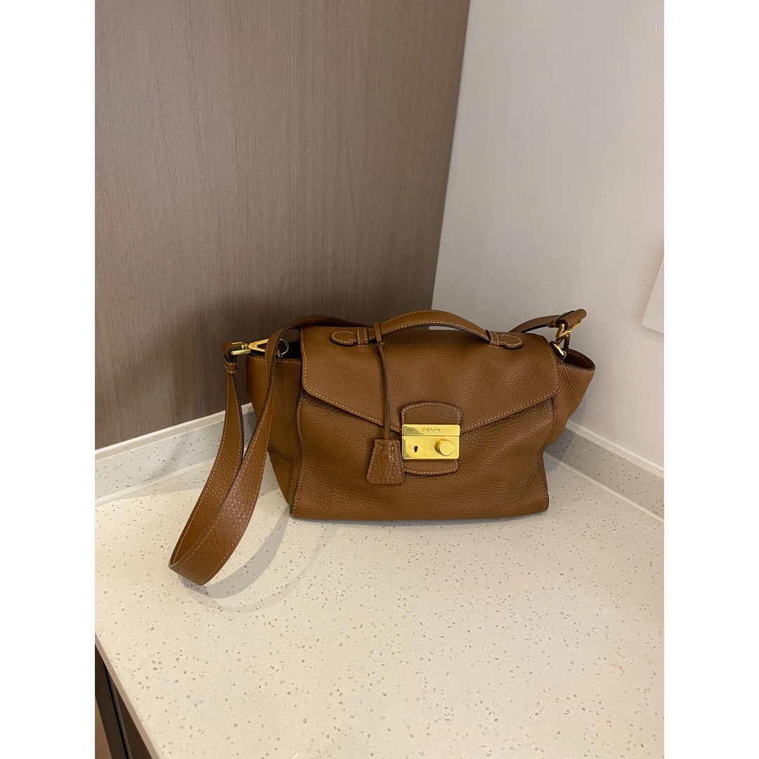 95新 Prada/普拉达 手提单肩斜挎包