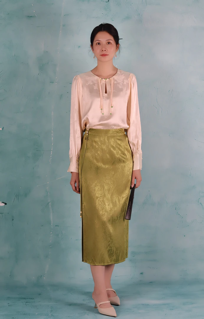 新中式复古盘扣提花长袖衬衫女小众设计马面裙套装