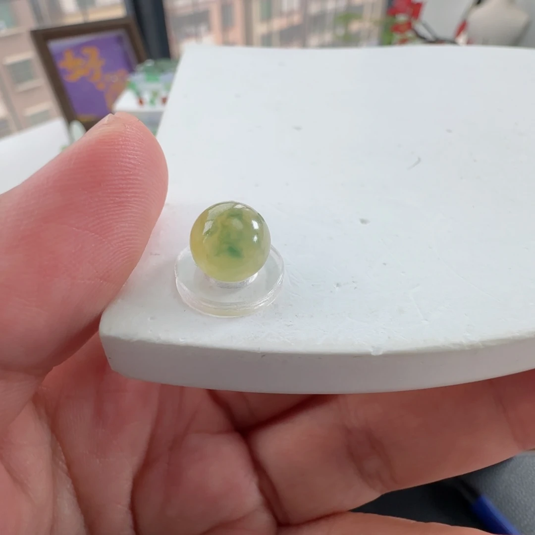 未镶嵌定制翡翠如*。定制翡翠毛货不退不换