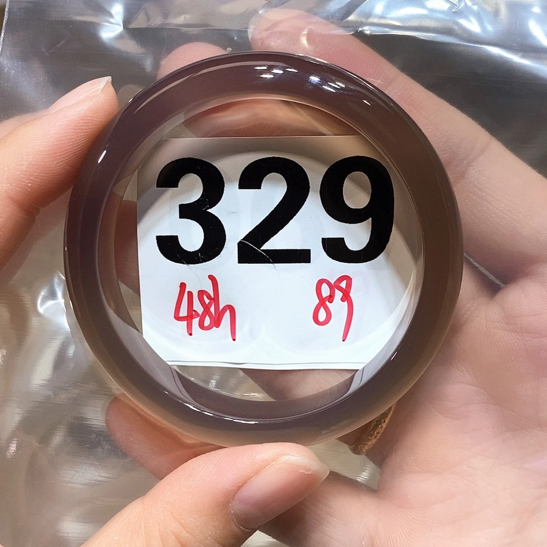 椰****玛瑙/玉髓未镶嵌手镯