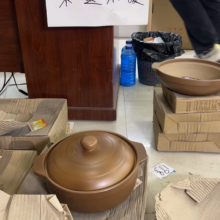 蜜***秦砂土平定瑕疵砂锅50