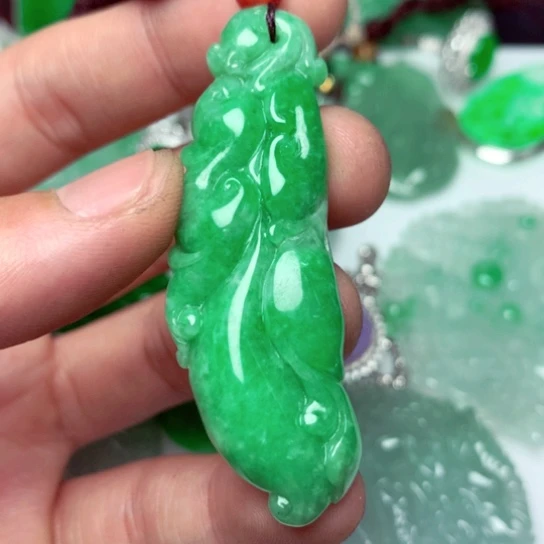 翡翠吊坠(不含链)未镶嵌