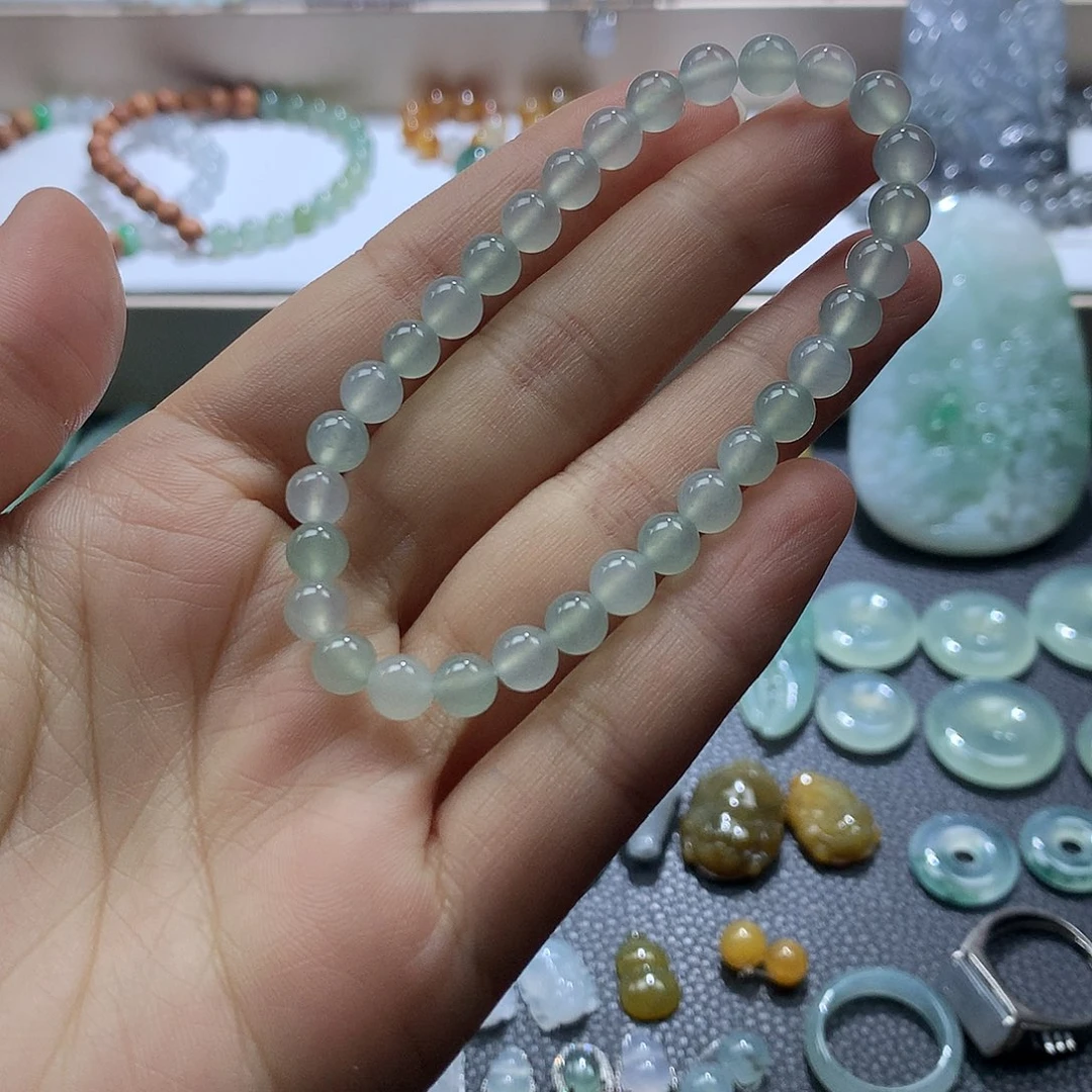 翡翠未镶嵌颈饰手串