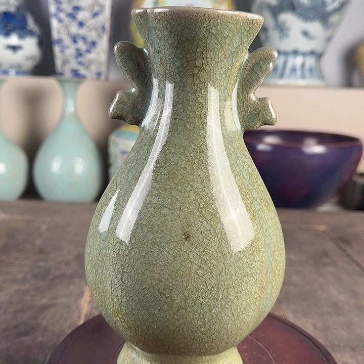 汝窑鱼耳瓶品相完美