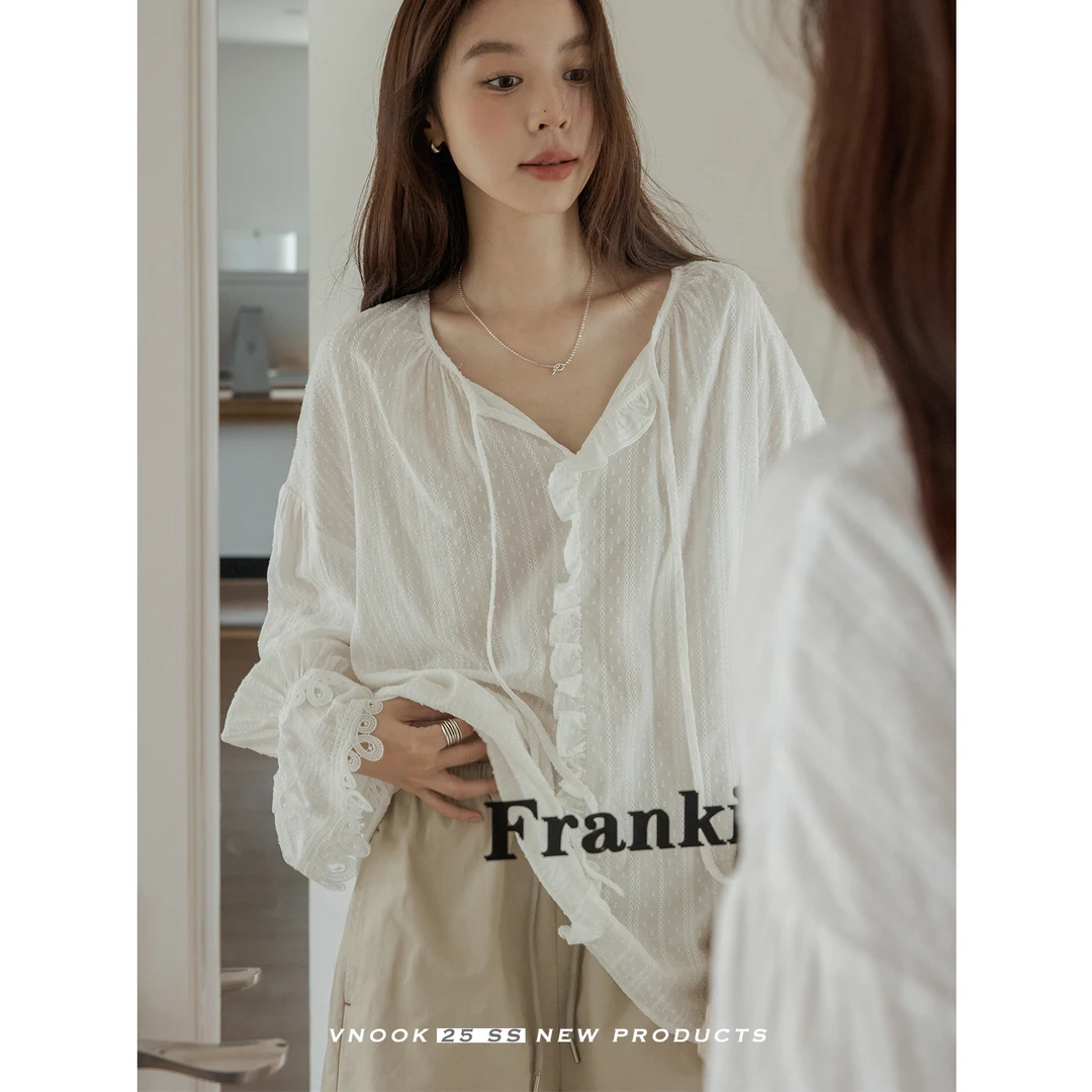 vnook 白色V领花边袖套头衬衣女夏季新款设计感全棉提花长袖衬衫