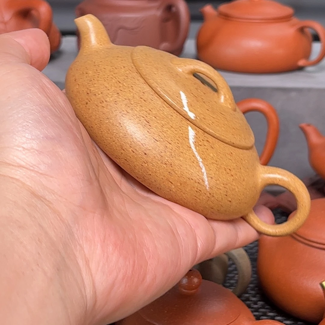 茶壶底槽青薛*成紫砂艺术黄金段