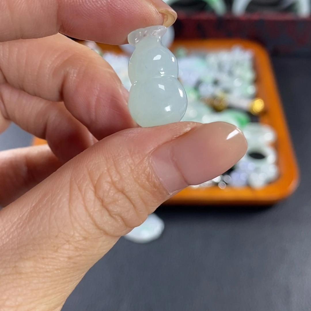 翡翠未镶嵌颈饰天然翡翠福利