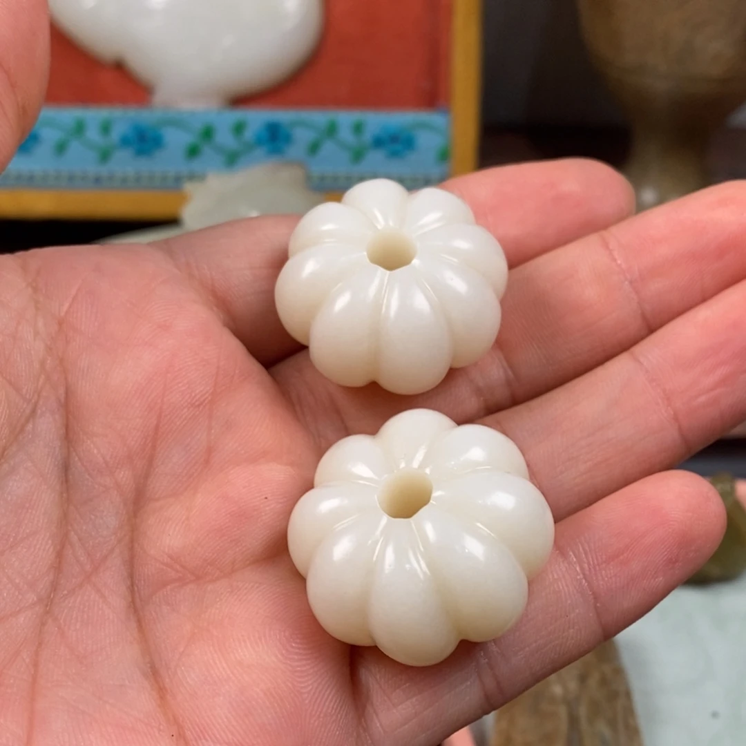 龙***仔非常精美的脖挂件