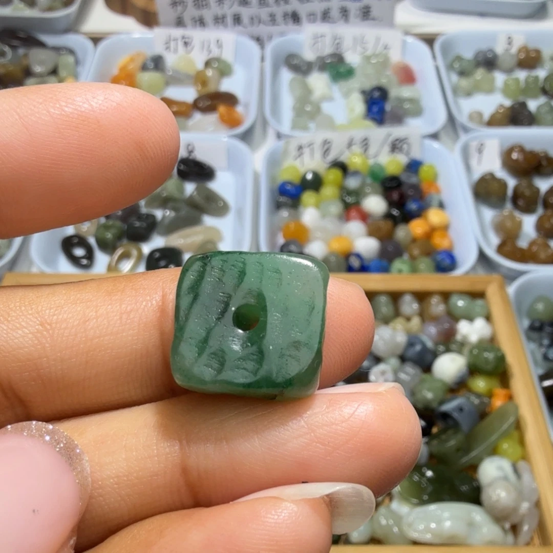 和田玉未镶嵌珠宝奇石