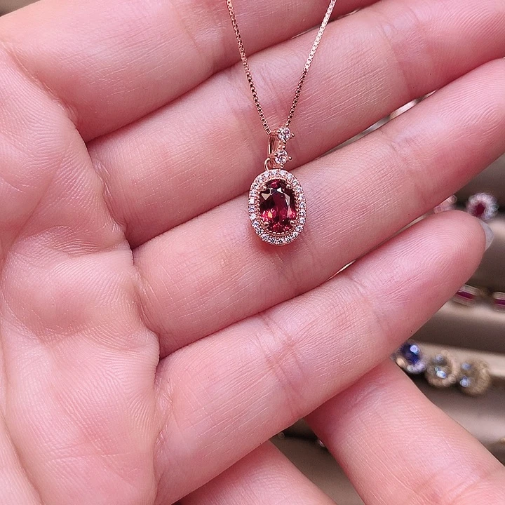 银S925镶嵌颈饰石榴石