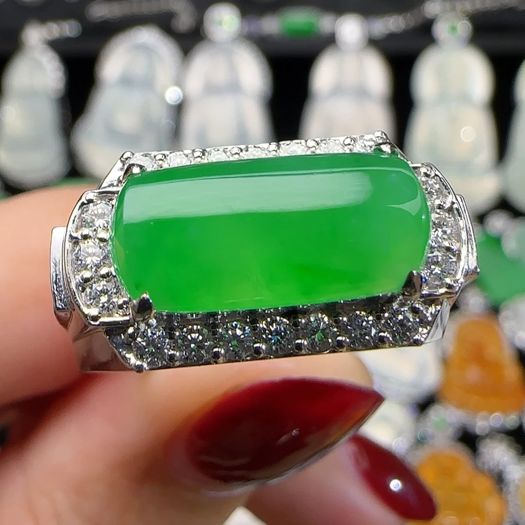 翡翠18K金镶嵌戒指天然翡翠