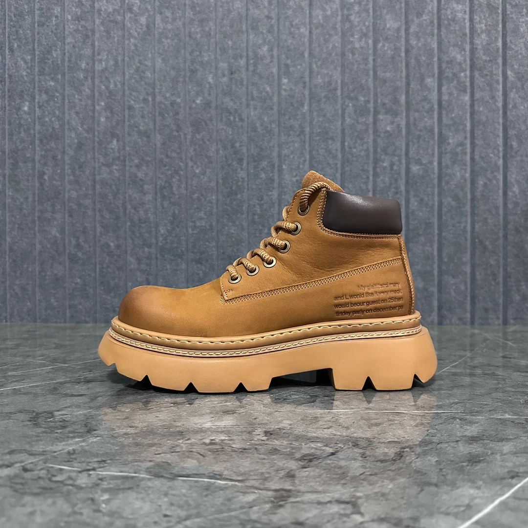 8761卡其-头层牛皮男士时尚休闲百搭马丁靴