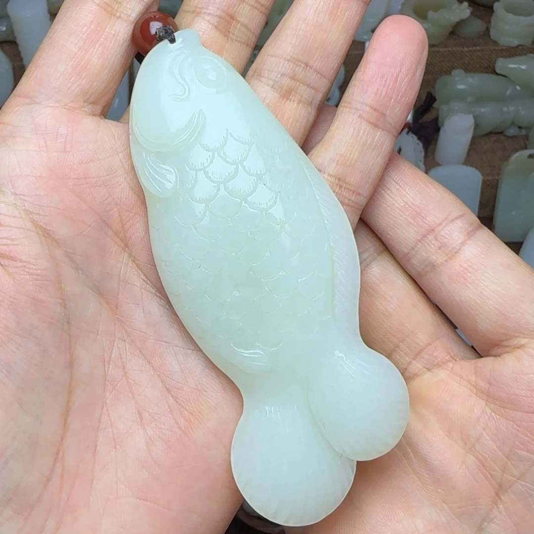 和田玉挂件未镶嵌年年有鱼