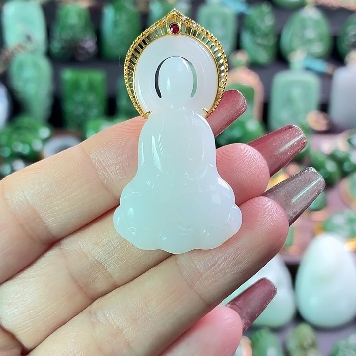 和田玉18K金镶嵌挂件