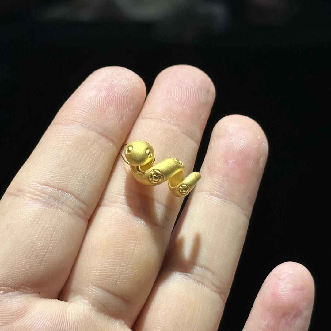 足金999 铜钱卷卷蛇通孔 1.412