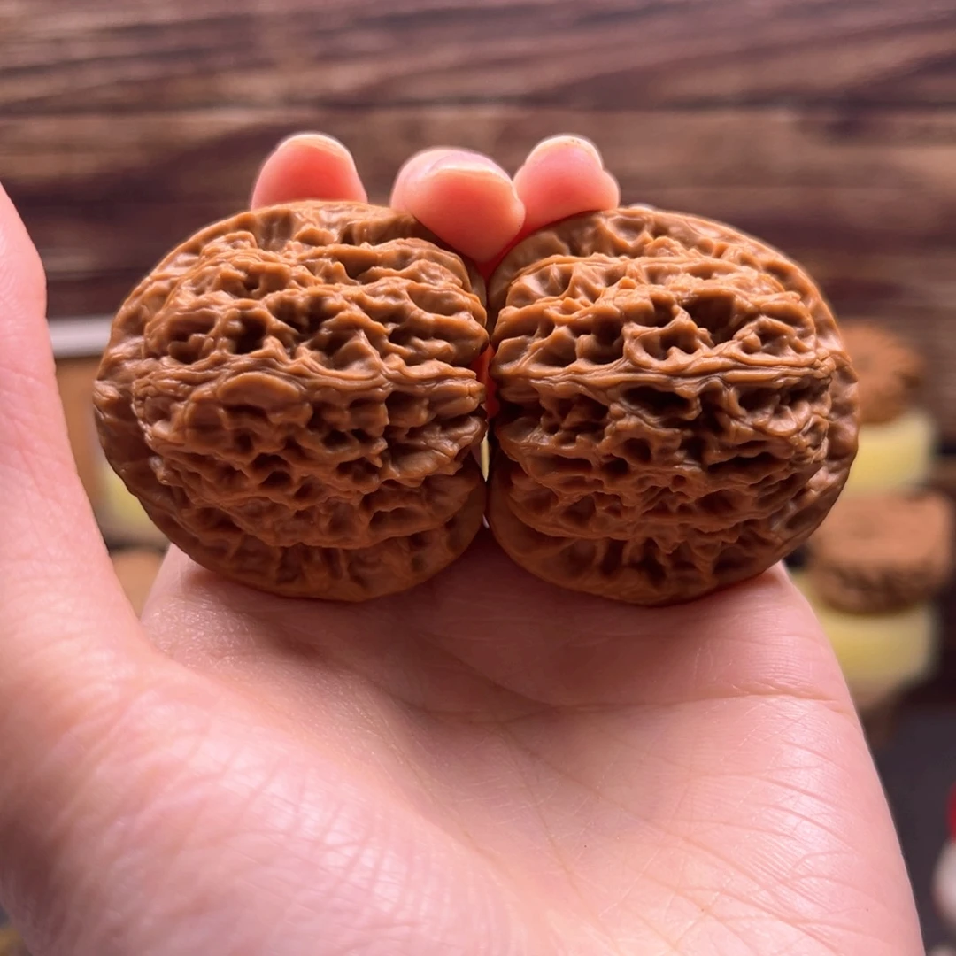 吊坠桃核南疆石闪54