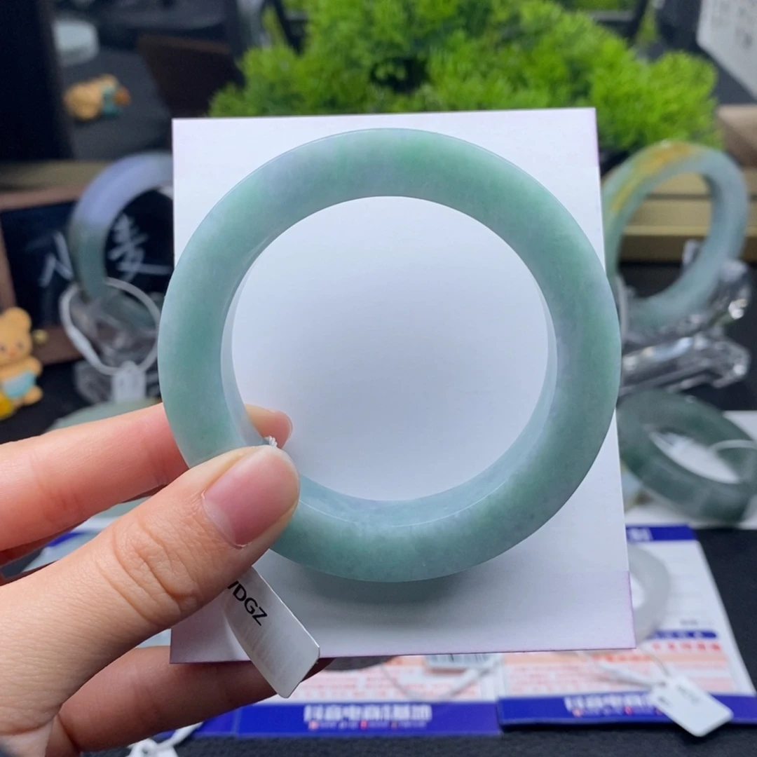 未镶嵌手镯定制翡翠莫奈花园