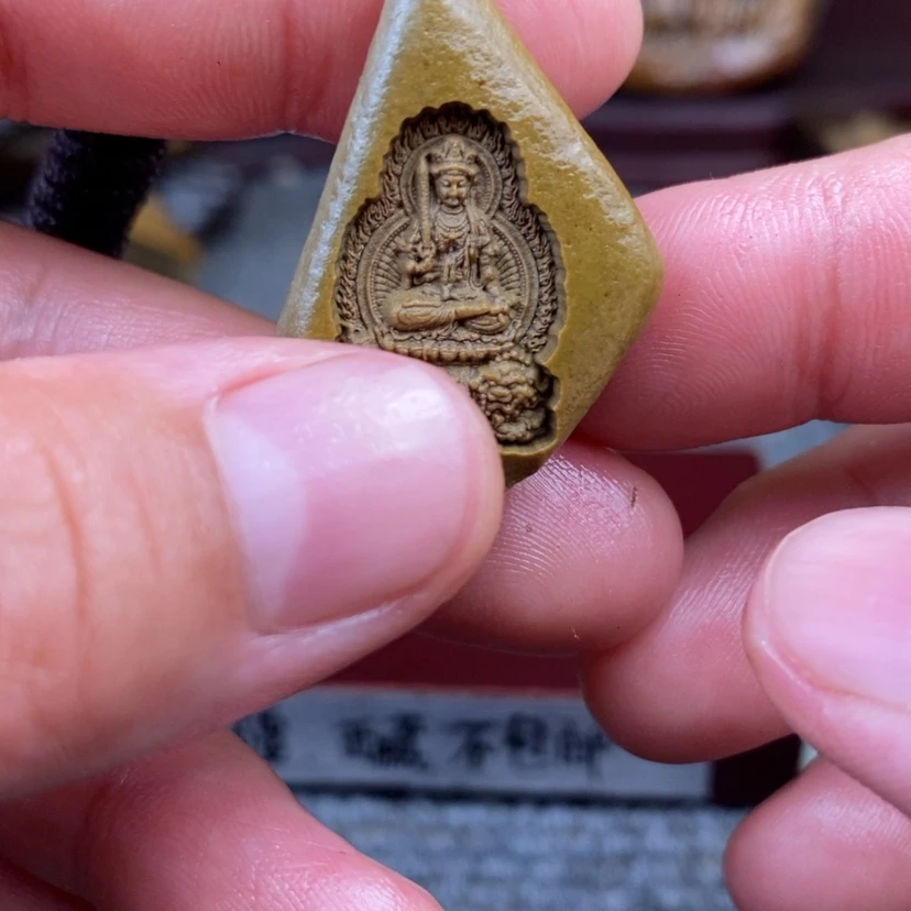 【闪购商品】原石雕刻手把件