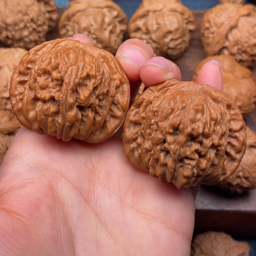 文玩核桃把件44全品平谷楼