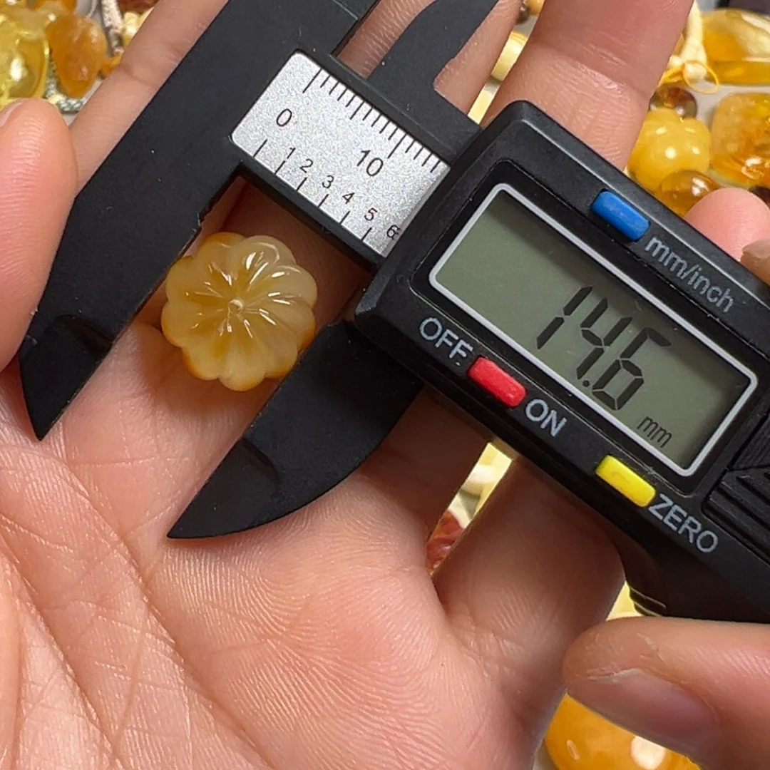 蜜蜡未镶嵌裸石蜜蜡