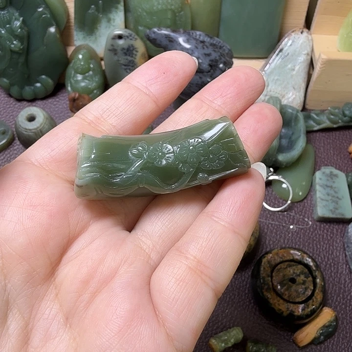 岫岩河磨玉（透闪石质玉）未镶嵌耳饰释*愚