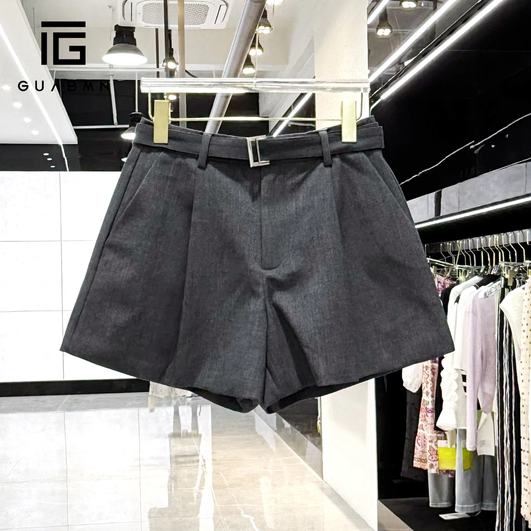 GUABMN2025夏季新款通勤复古压褶A字中腰休闲短裤夏日穿搭5519