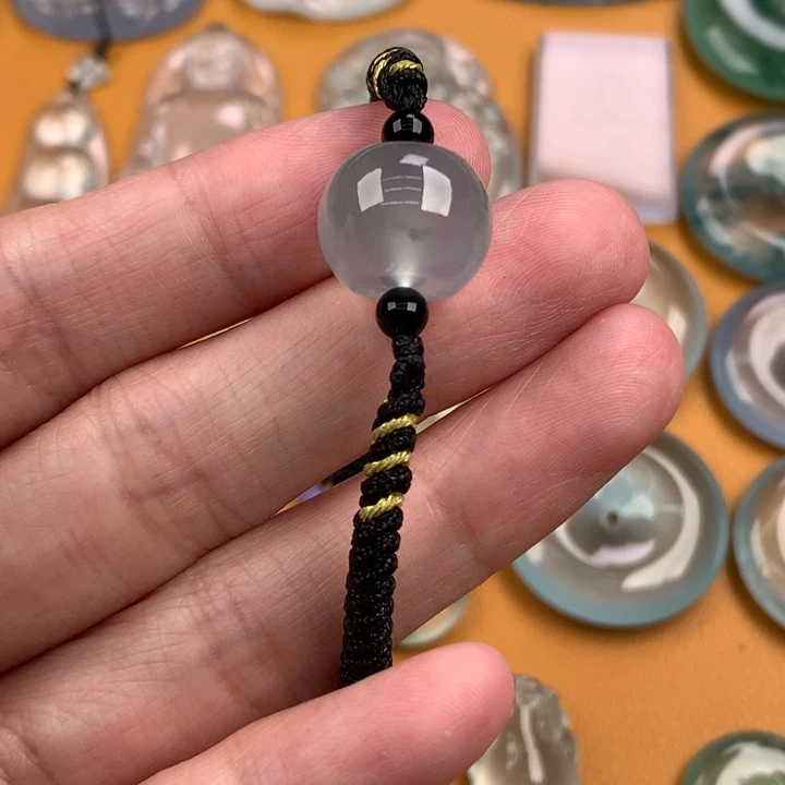颈饰未镶嵌翡翠….