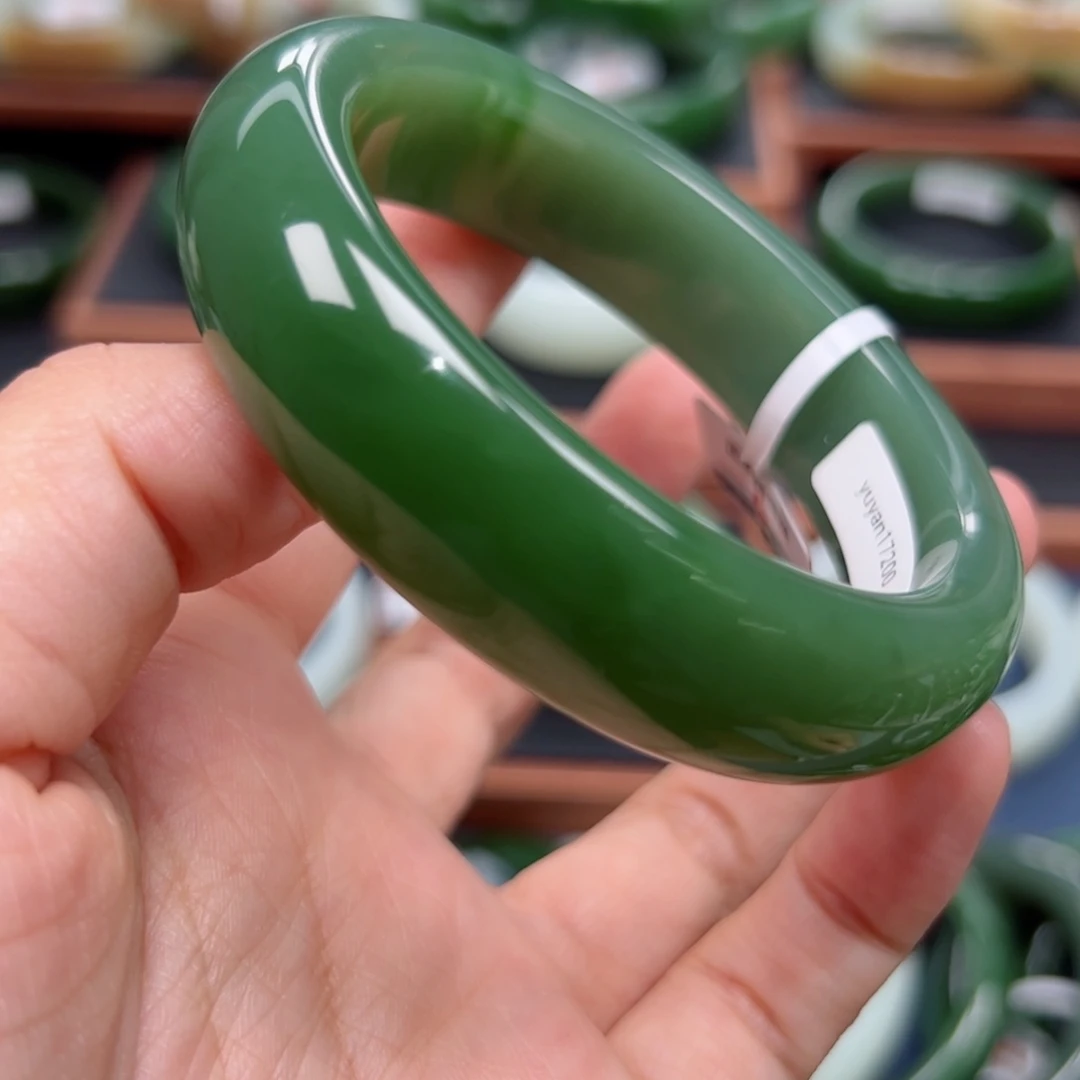 未镶嵌手镯和田玉（碧玉）5859