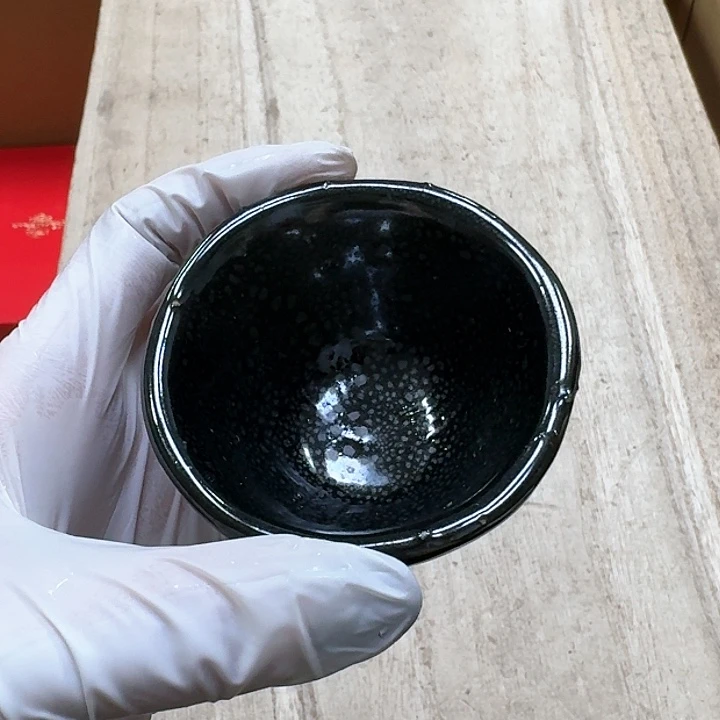 瓷片噗哈哈哈哈哈哈哈哈哈我笑