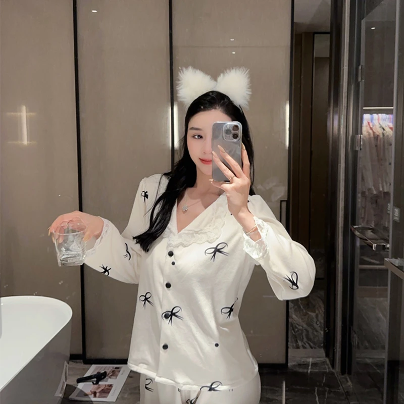 海岛绒睡衣女秋冬季新款甜美蝴蝶结蕾丝薄绒保暖V领显瘦居家服