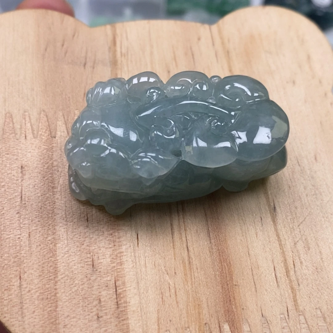 翡翠未镶嵌颈饰多人口含珠如意貔貅吊坠