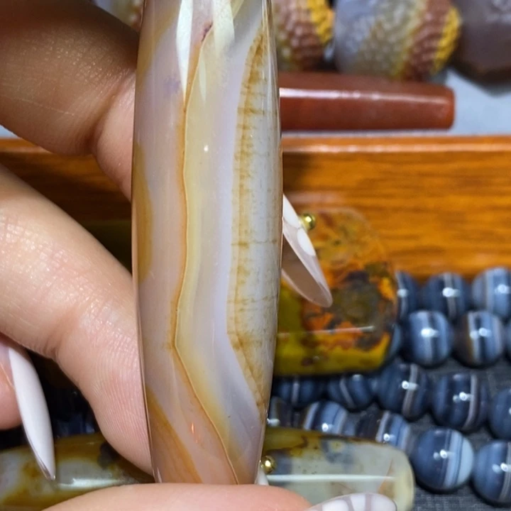 未镶嵌颈饰玛瑙/玉髓