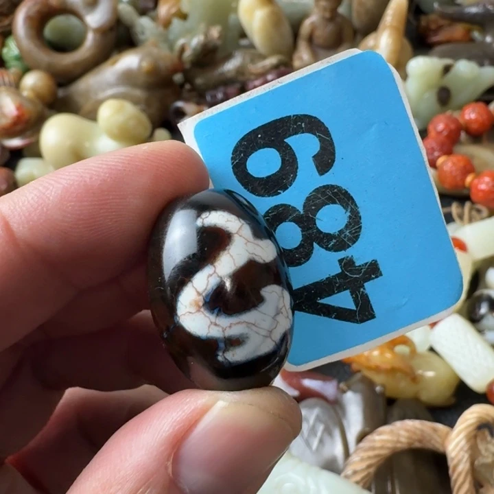 草***@玛瑙/玉髓未镶嵌颈饰