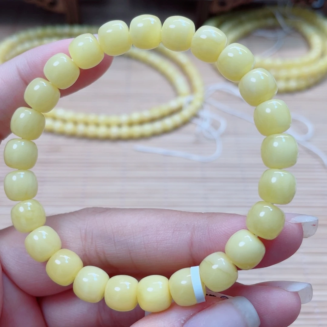 蜜蜡未镶嵌裸石蜜蜡92
