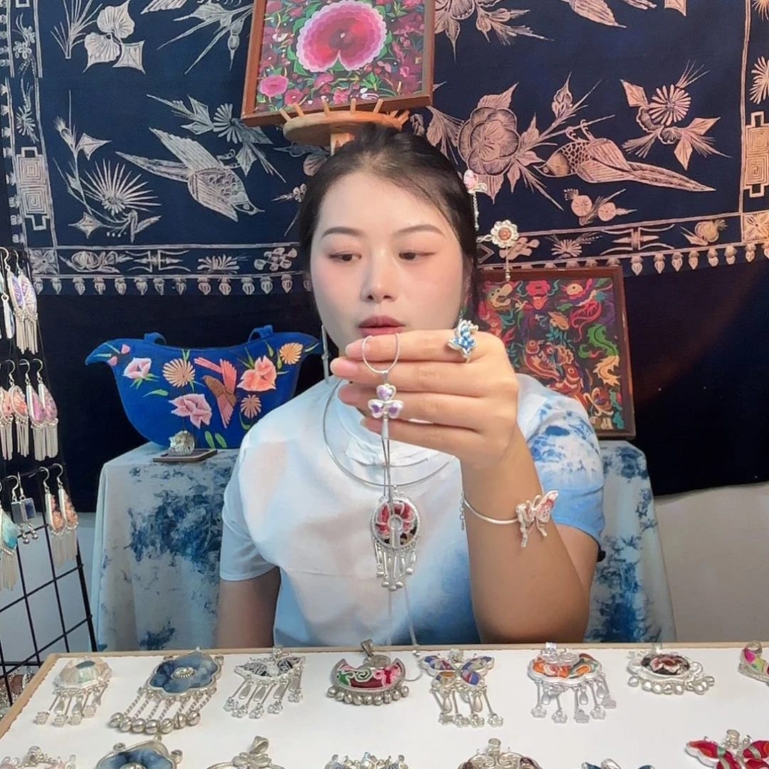 刺绣民族风复古风吊坠