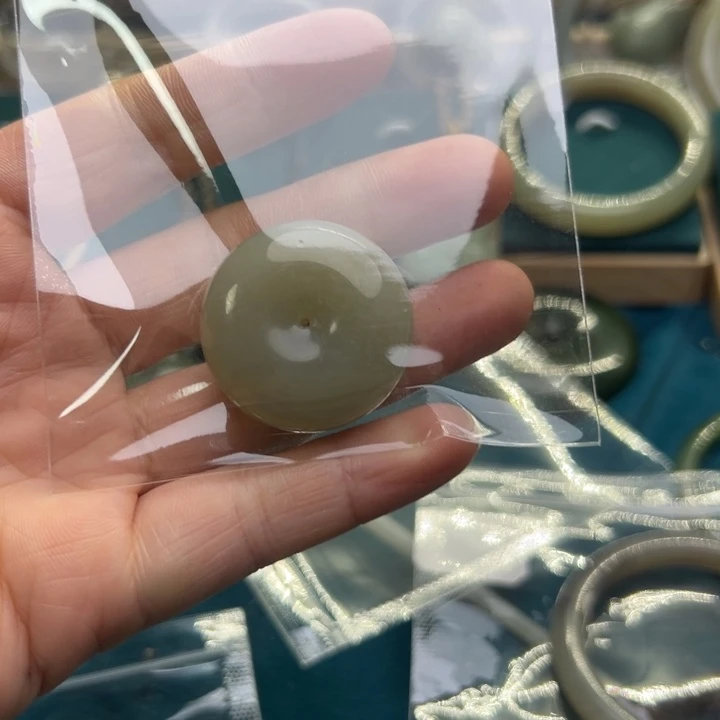 和田玉颈饰未镶嵌石**儿平安扣2