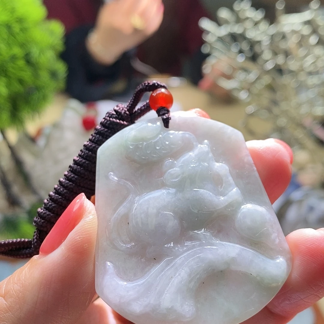 【闪购商品】翡翠颈饰未镶嵌鼠