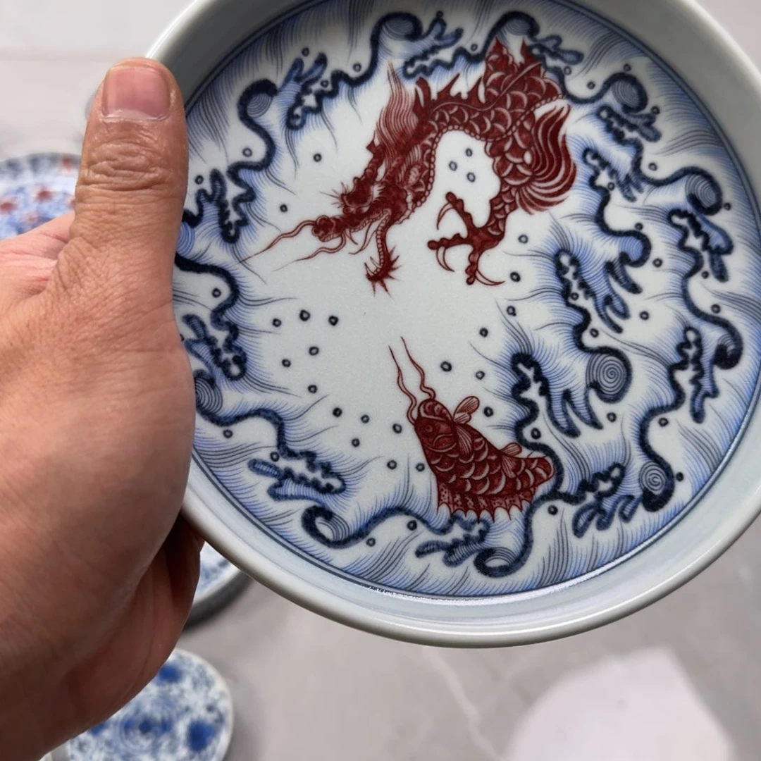 摆件美***战釉里红鱼化龙大壶承微瑕