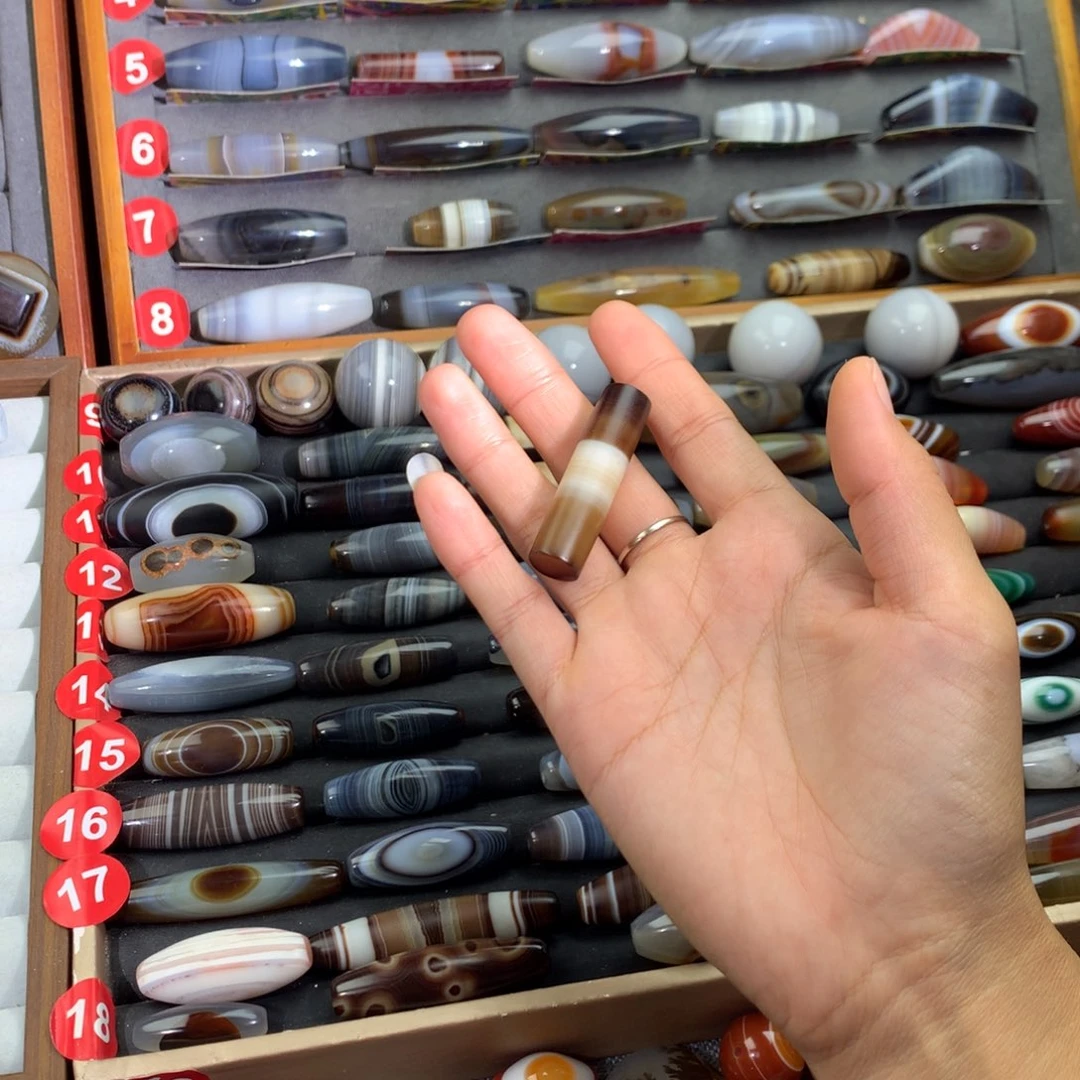 关****玛瑙/玉髓未镶嵌颈饰