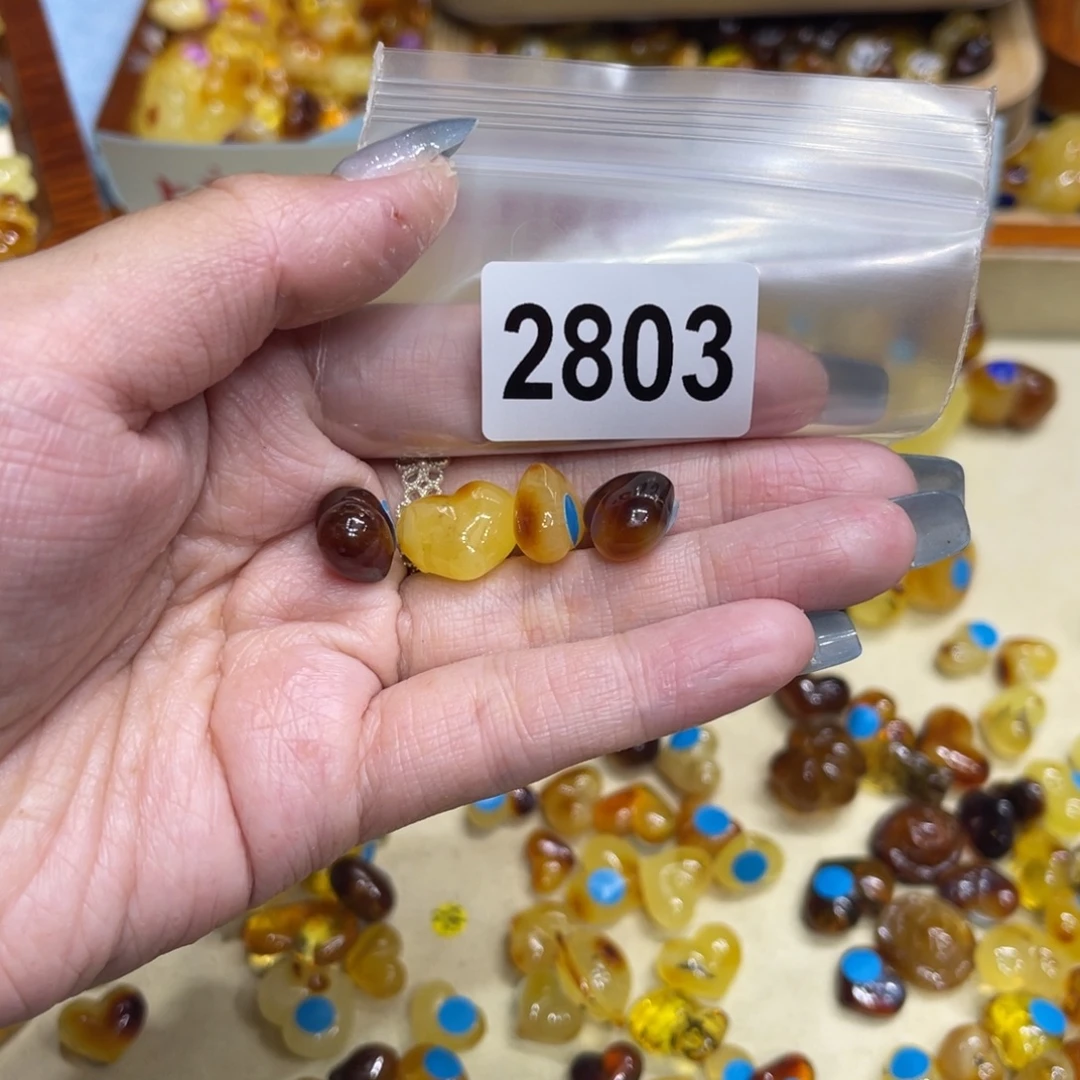 琥珀未镶嵌珠宝奇石