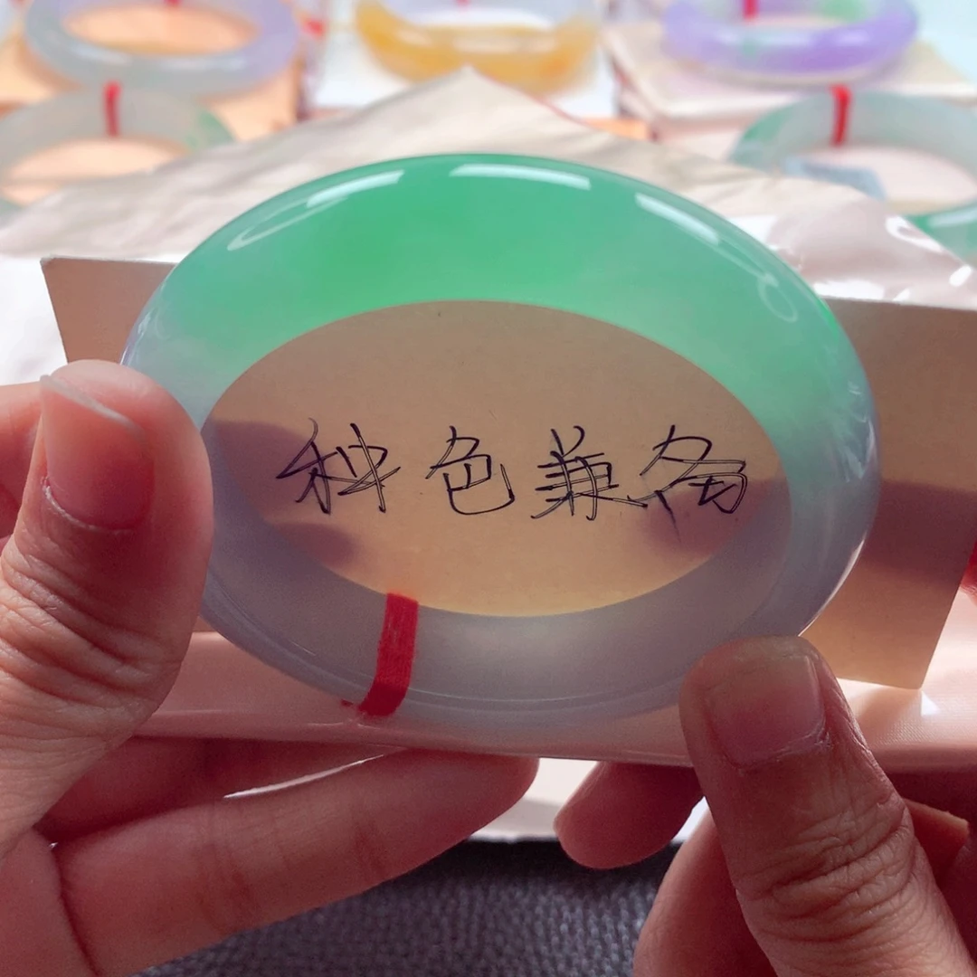 翡翠未镶嵌手镯54.7半山甜绿莫奈花园绝美A