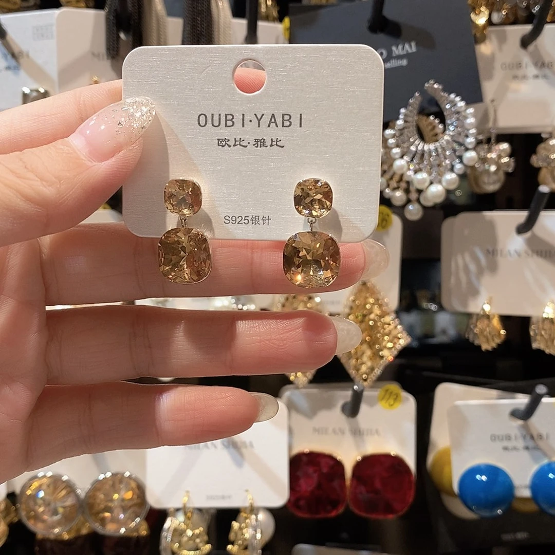 铜合金925银香槟色锆石耳坠